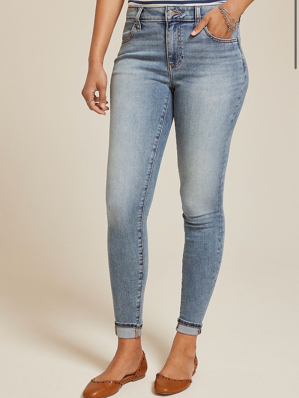 Maurices Women’s Mid Rise Skinny Jeans (Small Regular)